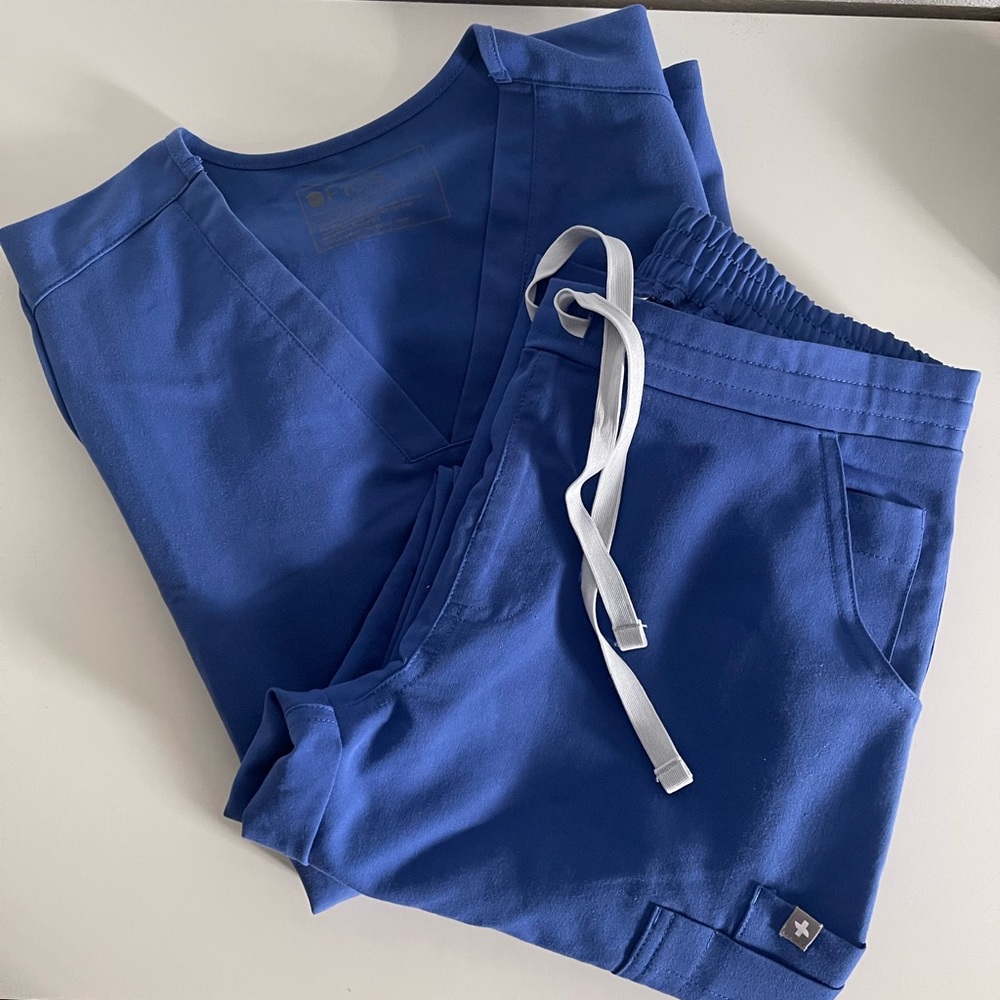 FIGS Royal Blue set XS